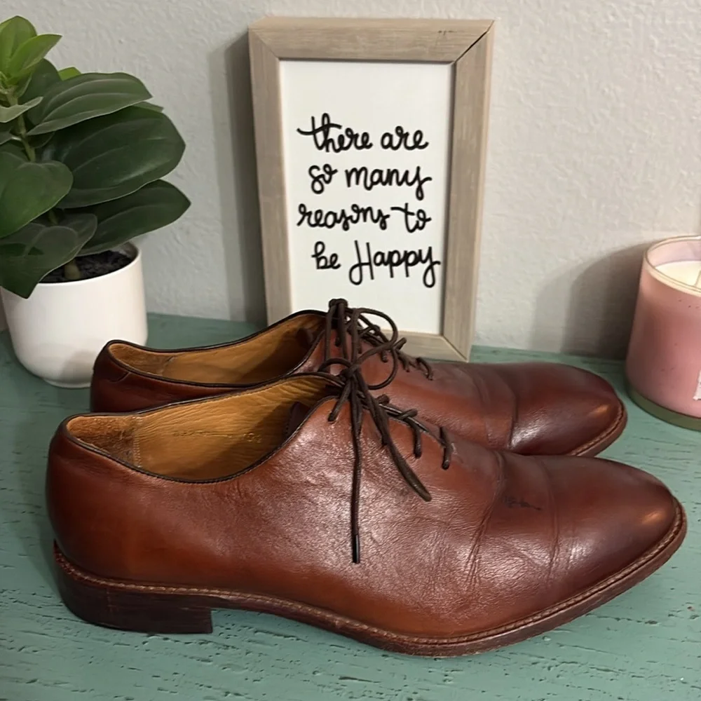 Classic Brown Leather Derby Shoes - Men's Oxford Style